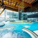 Aquacity Riverside 3*
