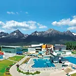Aquacity Riverside Hotel