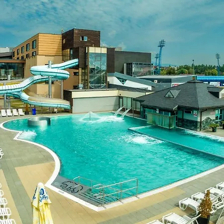 Hotel Aquacity Riverside Poprad