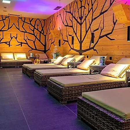 Hotel Aquacity Riverside 3*