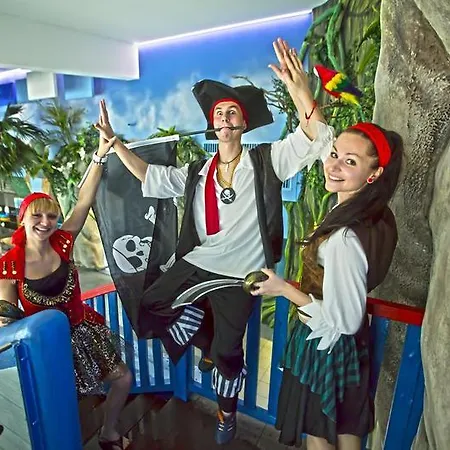 Отель Aquacity Riverside