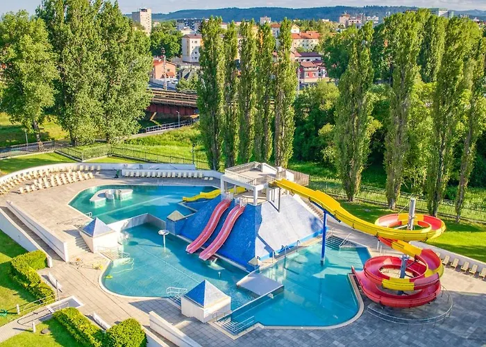 Aquacity Riverside Otel Poprad