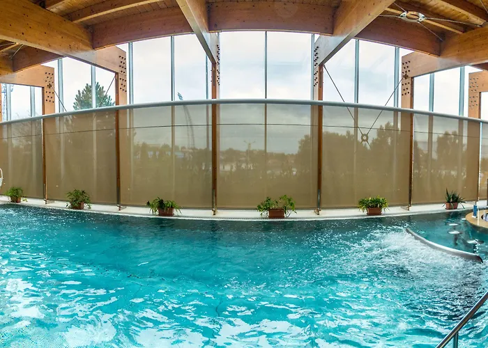 Aquacity Riverside Otel Poprad