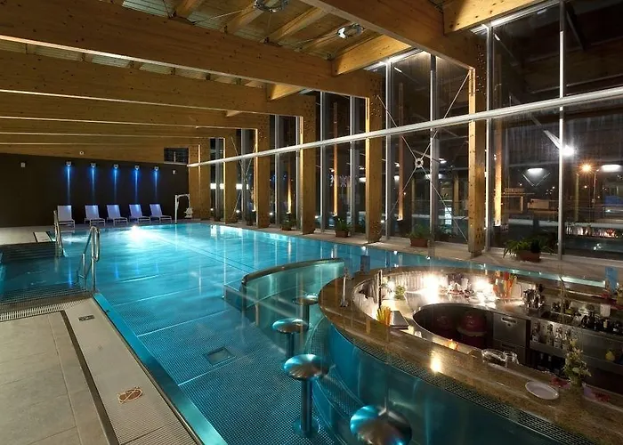 Aquacity Riverside 3*